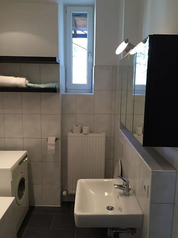 Innsbruck Saggen Large Flat